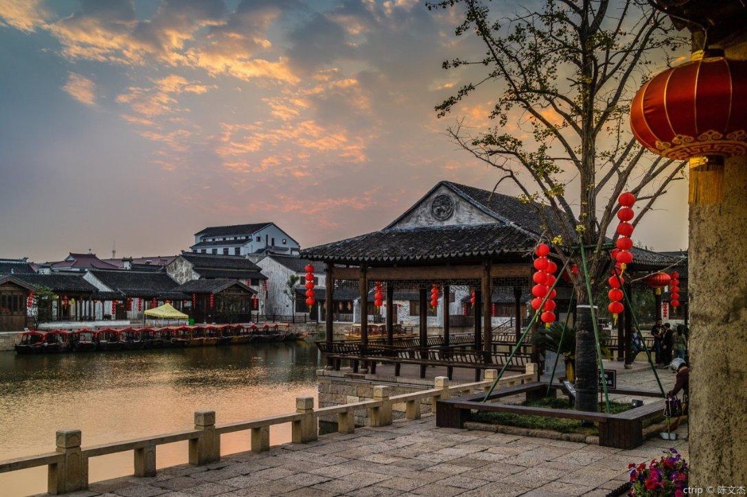 岳飞的武艺在梁山是什么水平？打得过岳飞的好汉有几位？揭秘梁山